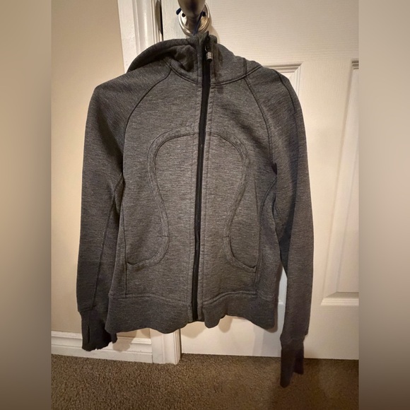 LULULEMON Size 6 - Picture 1 of 8